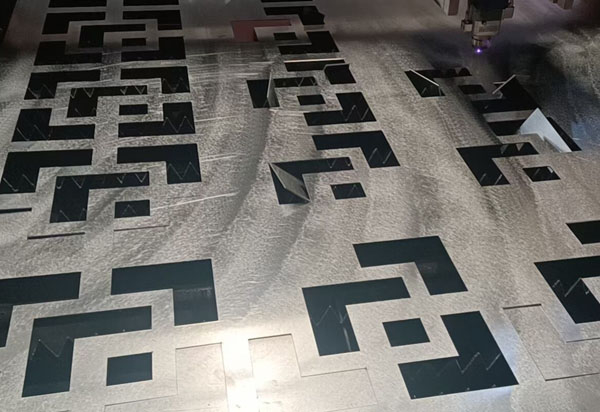 鋁單板空調(diào)罩